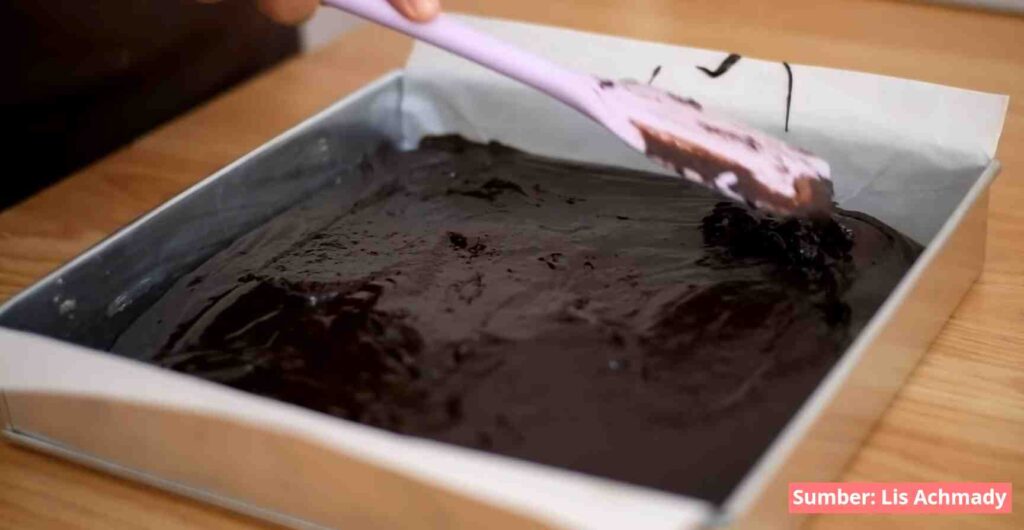 Resep Fudgy Brownies Tanpa Mixer Cuma 5 Bahan, Cocok Untuk Pemula